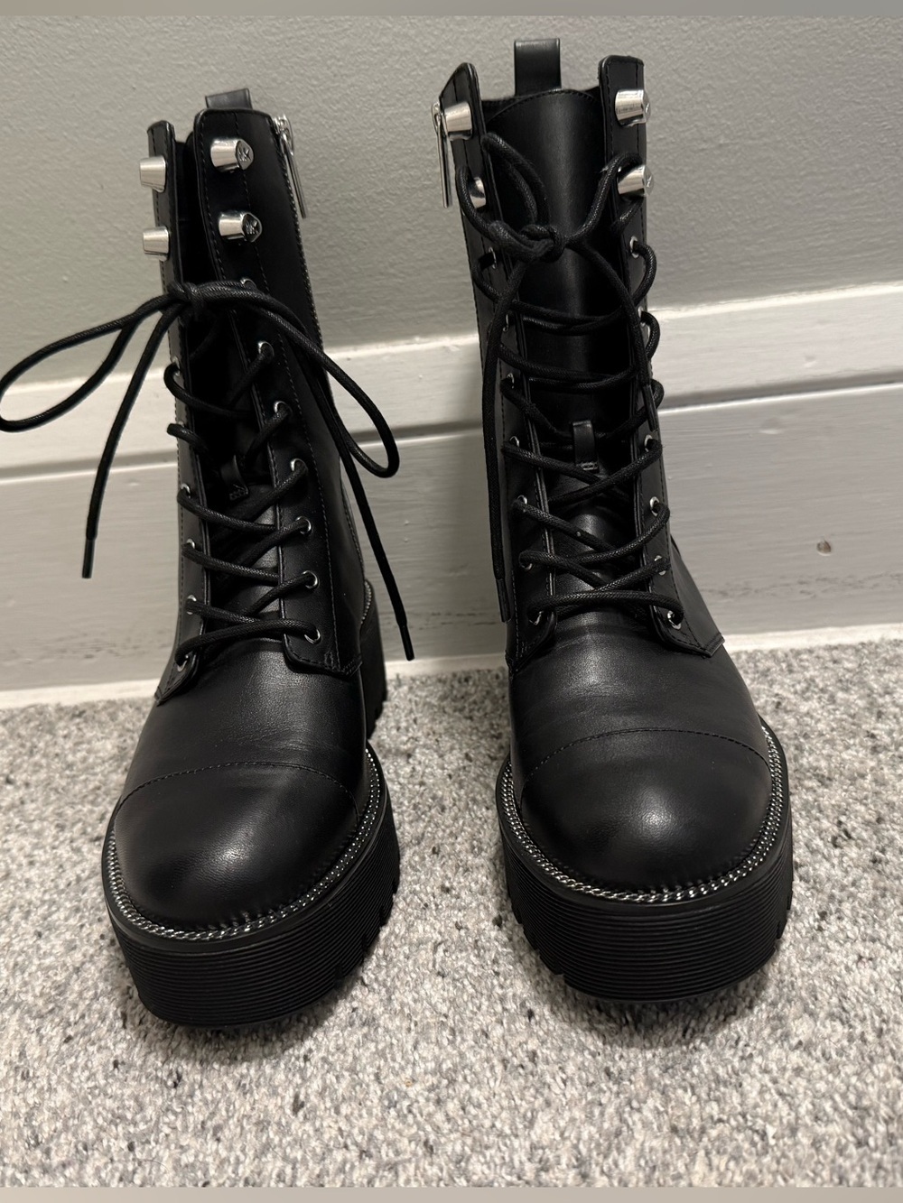 Michael Kors Black Leather Platform Combat Boots Size 7 Never Worn - Picture 4 of 16